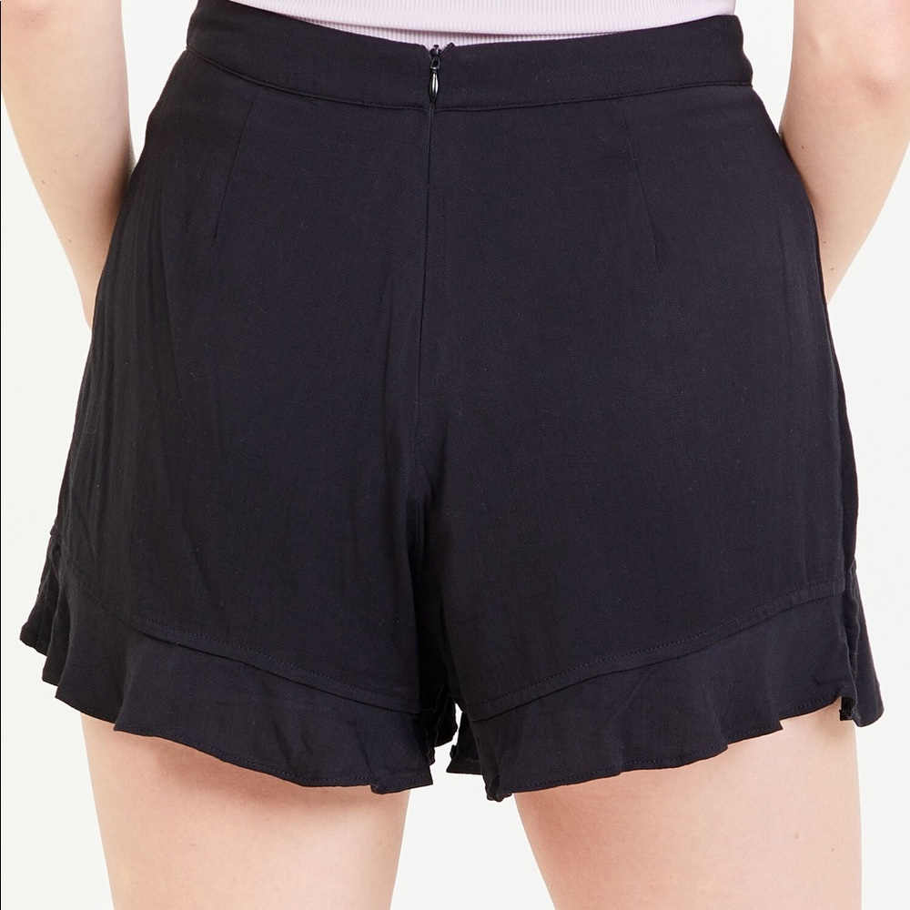Altar'd State Quinn Black Ruffle Skort - Picture 2 of 14